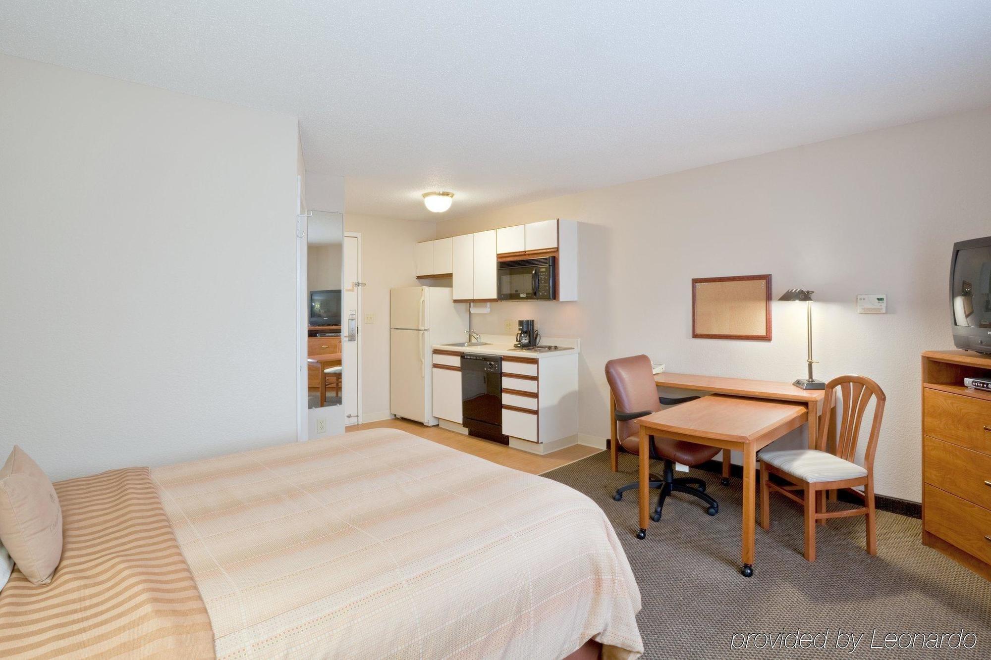 Candlewood Suites - Topeka West By Ihg Zimmer foto